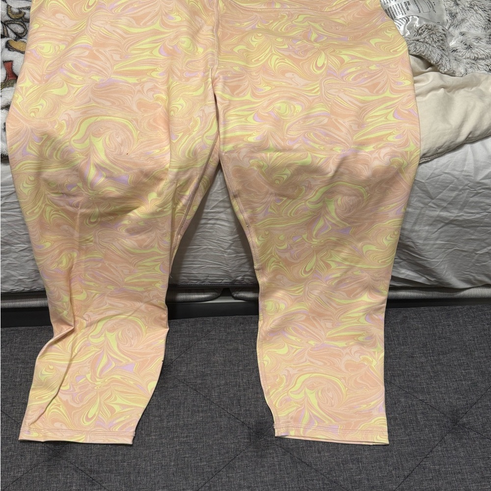 Swirl Patterned Fabletics leggings